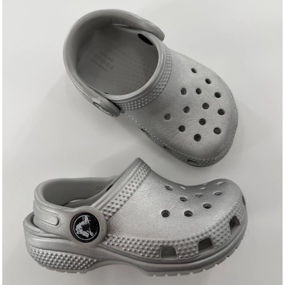 Crocs Toddler C6 Silver Metallic Classic Clog Slip-on Shoes Beach Pool Play Camp